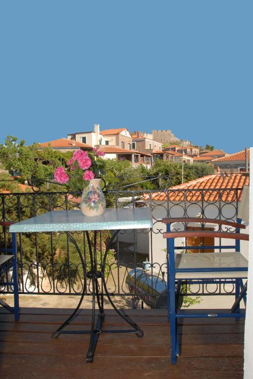 Molyvos Queen Apartments Μήθυμνα Εξωτερικό φωτογραφία